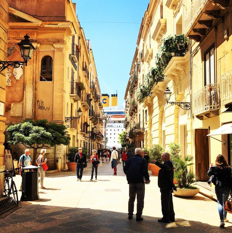Torrearsa 17 Bed & Breakfast Trapani Exterior photo